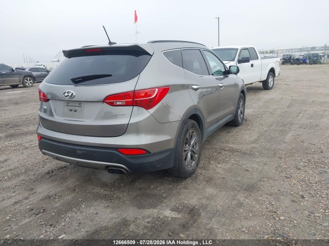 2013 Hyundai Santa Fe Sport 2.4 Base მანქანა იყიდება აუქციონზე, vin: 5XYZT3LB6DG010898, აუქციონის ნომერი: 12666509