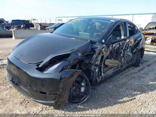 Auction sale of the 2024 Tesla Model Y Long Range, vin: 7SAYGDEE3RF989293, lot number: 12676308