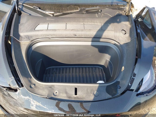 Auction sale of the 2024 Tesla Model Y Long Range, vin: 7SAYGDEE3RF989293, lot number: 12676308