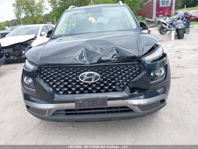 KMHRC8A30SU396492 Hyundai Venue Ultimate W/black Interior (ivt)