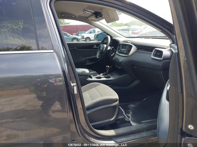 Продажа на аукционе авто 2016 Kia Sorento 2.4l Lx, vin: 5XYPG4A36GG044308, номер лота: 12676432