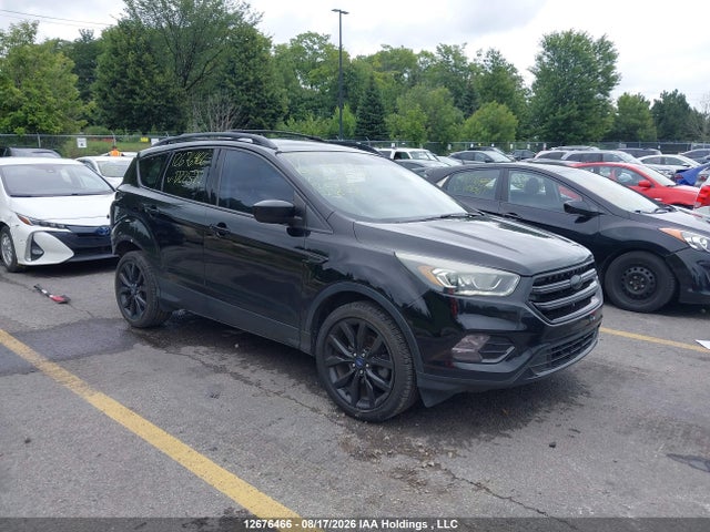 Продаж на аукціоні авто 2017 Ford Escape Se, vin: 1FMCU0GD5HUD22577, номер лоту: 12676466