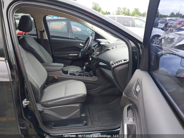 Продаж на аукціоні авто 2017 Ford Escape Se, vin: 1FMCU0GD5HUD22577, номер лоту: 12676466