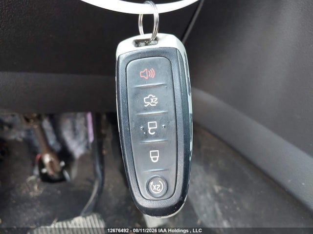 12676492 :رقم المزاد ، 1FMCU9J98HUD88226 vin ، 2017 Ford Escape Titanium مزاد بيع