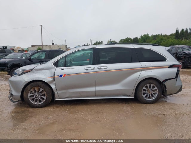 5TDGSKFC9SS189091 Toyota Sienna Le 8-passenger