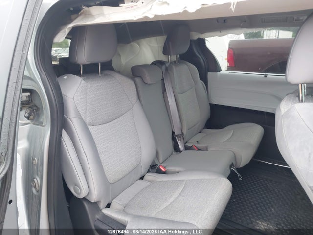 5TDGSKFC9SS189091 Toyota Sienna Le 8-passenger
