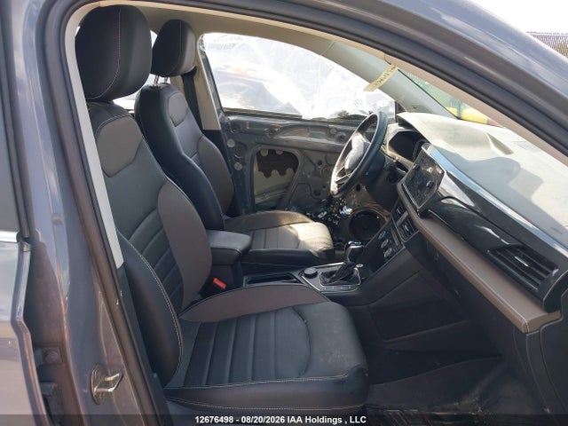 Продаж на аукціоні авто 2022 Volkswagen Taos, vin: 3VV2X7B29NM055998, номер лоту: 12676498