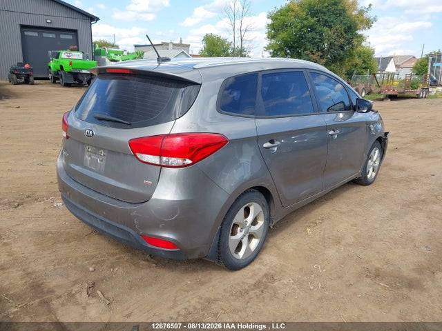 KIA Rondo Lx 2014 KNAHT8A39E7072487 Image 4