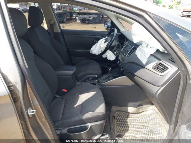 KIA Rondo Lx 2014 KNAHT8A39E7072487 Image 5