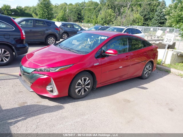 Toyota Prius Prime Technology 2017 JTDKARFPXH3048579 Image 2