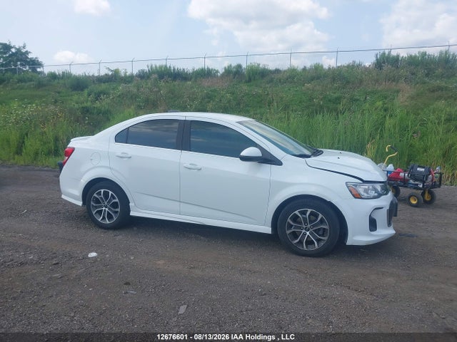Chevrolet Sonic Lt Auto 2018 1G1JD5SH9J4109049 Image 13