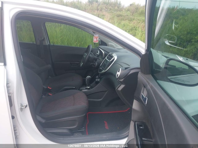 Chevrolet Sonic Lt Auto 2018 1G1JD5SH9J4109049 Image 5