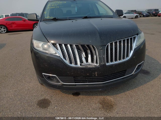 12676613 :رقم المزاد ، 2LMDJ8JK1BBJ00655 vin ، 2011 Lincoln Mkx مزاد بيع