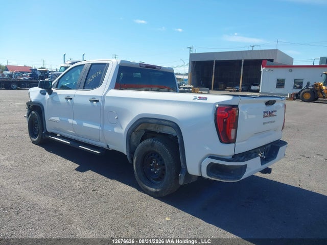 12676636 :رقم المزاد ، 1GTRUAED4PZ335426 vin ، 2023 Gmc Sierra K1500 مزاد بيع