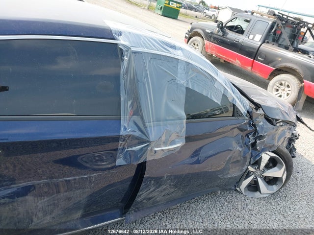 1HGCV2F9XJA800866 Honda Accord Touring 2.0t