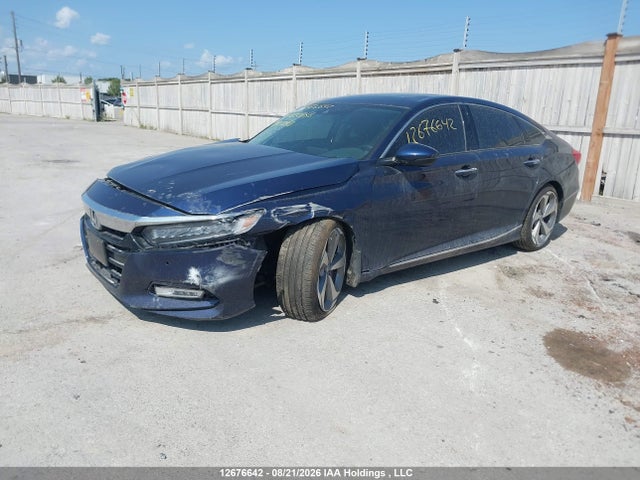 1HGCV2F9XJA800866 Honda Accord Touring 2.0t