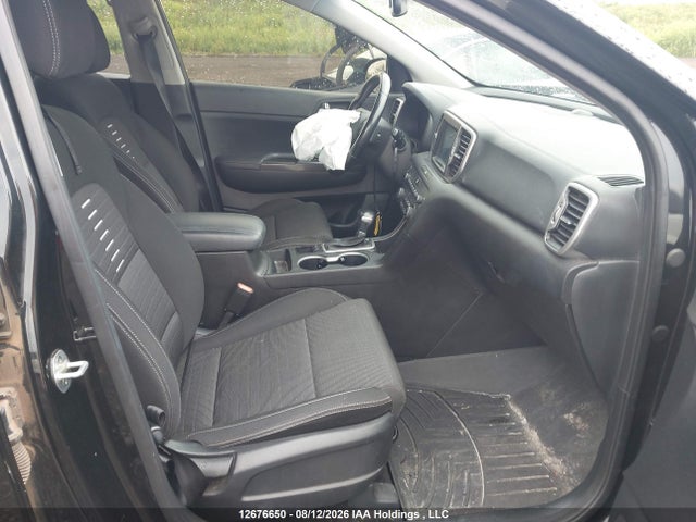 Продажа на аукционе авто 2017 Kia Sportage Ex/ex Premium/ex Tech, vin: KNDPNCAC2H7141956, номер лота: 12676650