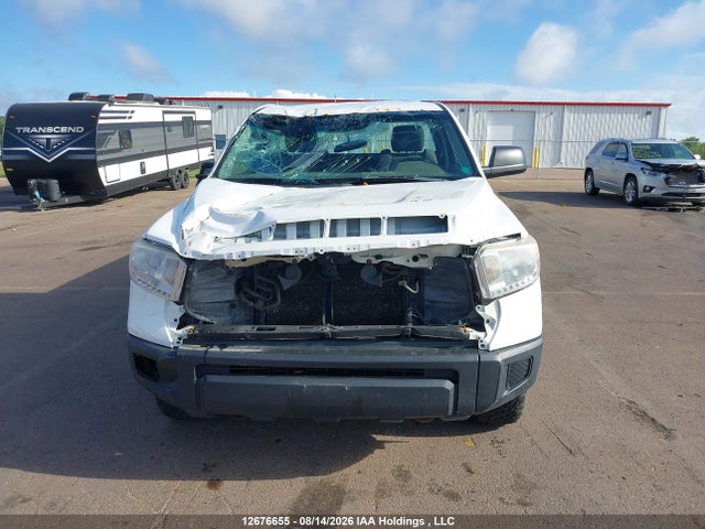 12676655 :رقم المزاد ، 5TFPY5F19GX527086 vin ، 2016 Toyota Tundra Sr 5.7l V8 مزاد بيع