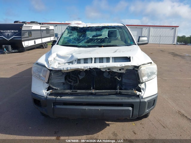 12676655 :رقم المزاد ، 5TFPY5F19GX527086 vin ، 2016 Toyota Tundra Sr 5.7l V8 مزاد بيع