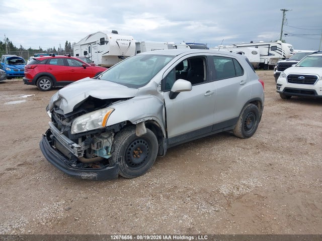 Chevrolet TRAX LS 2015 3GNCJKSBXFL228384 Image 2