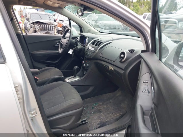 Chevrolet TRAX LS 2015 3GNCJKSBXFL228384 Image 5