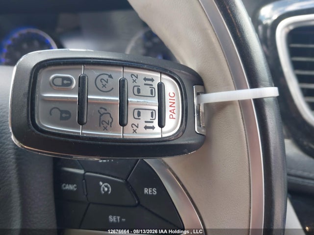 2C4RC1GG3LR123809 Chrysler Pacifica Limited
