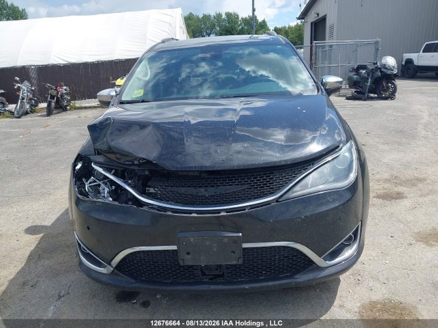 2C4RC1GG3LR123809 Chrysler Pacifica Limited