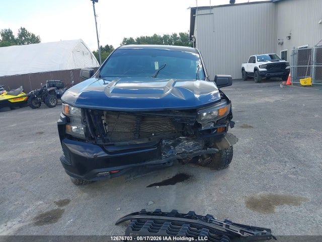 1GCPYCEF0KZ332847 Chevrolet Silverado 1500 Custom Trail Boss