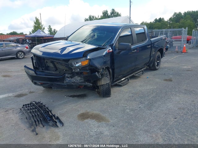 1GCPYCEF0KZ332847 Chevrolet Silverado 1500 Custom Trail Boss