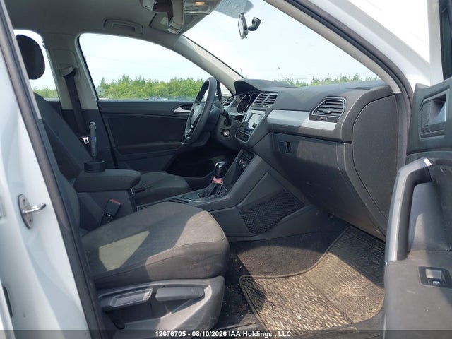 3VV1B7AX7LM168059 Volkswagen Tiguan Trendline