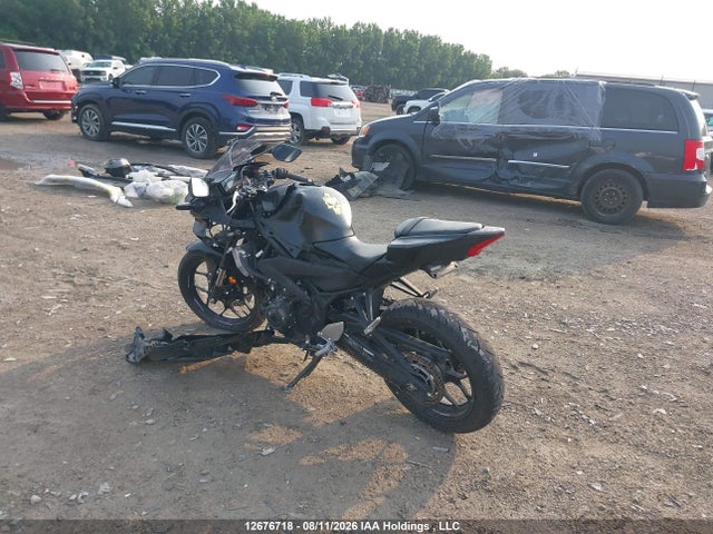 2025 Yamaha Yzfr3 მანქანა იყიდება აუქციონზე, vin: MH3RH25N7SK001154, აუქციონის ნომერი: 12676718