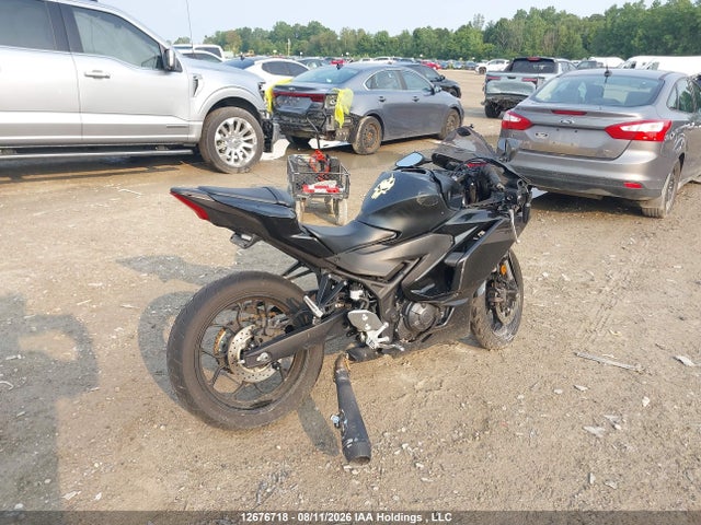 2025 Yamaha Yzfr3 მანქანა იყიდება აუქციონზე, vin: MH3RH25N7SK001154, აუქციონის ნომერი: 12676718