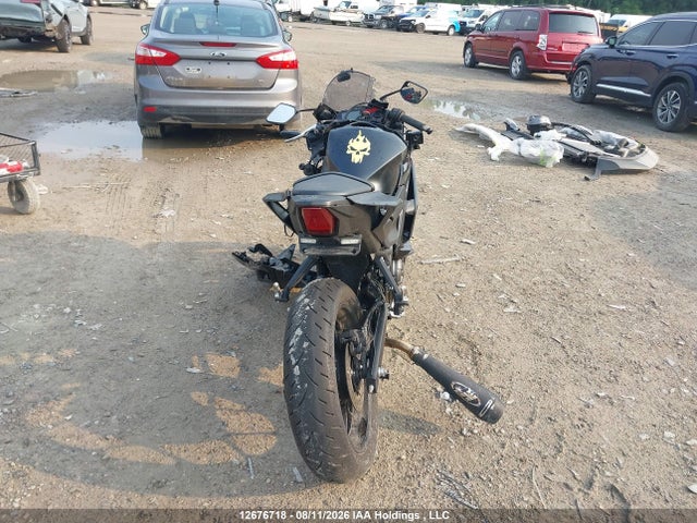 2025 Yamaha Yzfr3 მანქანა იყიდება აუქციონზე, vin: MH3RH25N7SK001154, აუქციონის ნომერი: 12676718