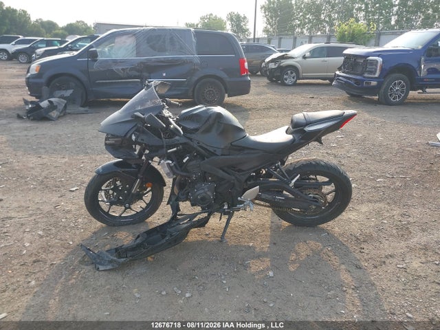 2025 Yamaha Yzfr3 მანქანა იყიდება აუქციონზე, vin: MH3RH25N7SK001154, აუქციონის ნომერი: 12676718