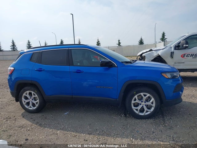 Jeep Compass Latitude 2024 3C4NJDBN8RT126447 Image 12