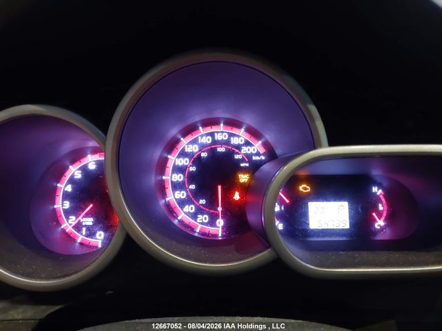 12667052 :رقم المزاد ، 2T1KU4EE6EC131956 vin ، 2014 Toyota Matrix مزاد بيع