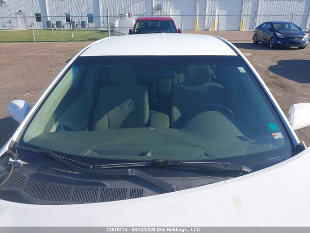 12676774 :رقم المزاد ، 4T1BF3EK7BU667402 vin ، 2011 Toyota Camry Le مزاد بيع
