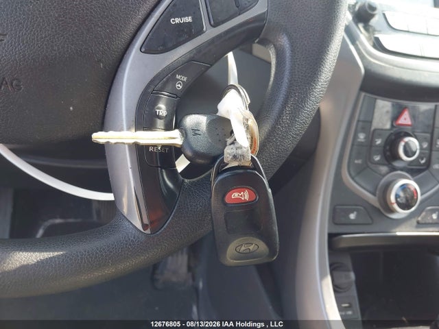 Продажа на аукционе авто 2015 Hyundai Elantra Se/sport/limited, vin: KMHDH4AE8FU455008, номер лота: 12676805