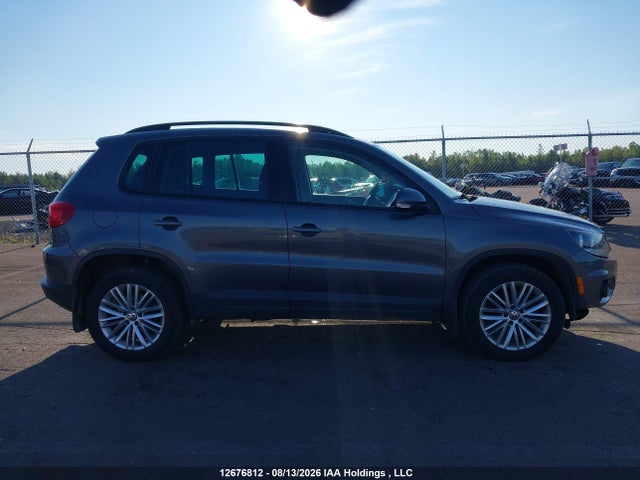 WVGJV7AX5FW592605 Volkswagen Tiguan Comfortline/highline/special Edition/trendline