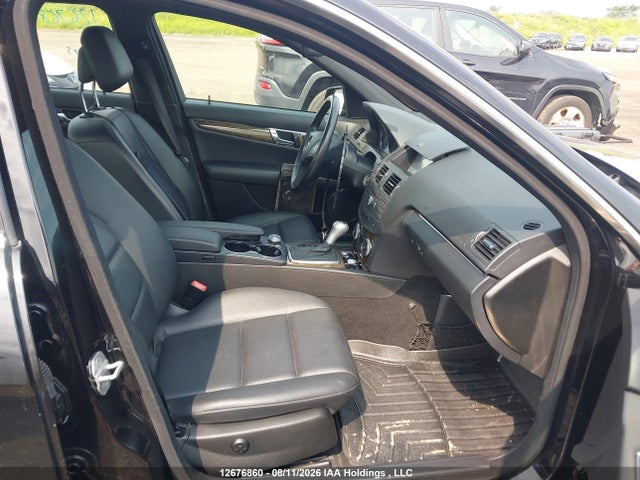 12676860 :رقم المزاد ، WDDGF8BB6BF571881 vin ، 2011 Mercedes-benz C 300 مزاد بيع