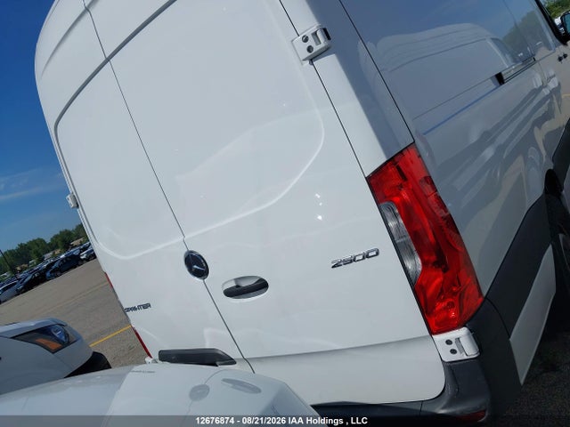W1Y4KCHYXRP655662 Mercedes-Benz Sprinter 2500 High Roof 4-cyl Diesel