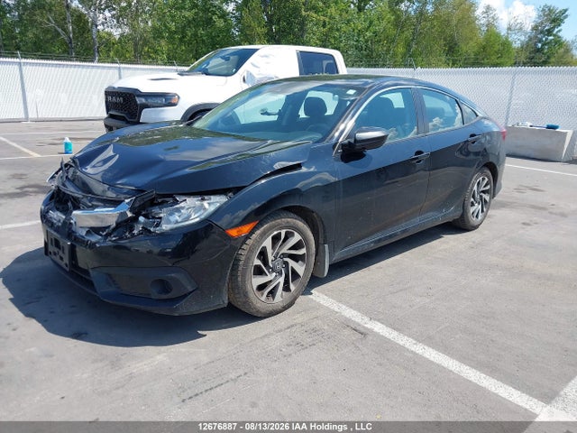 Honda CIVIC SE 2018 2HGFC2F6XJH028458 Image 2
