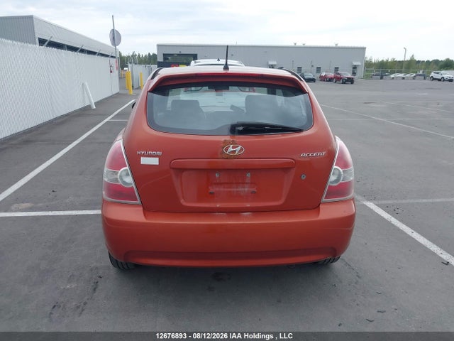 2009 Hyundai Accent Gl/gl Sport/l მანქანა იყიდება აუქციონზე, vin: KMHCN35CX9U107982, აუქციონის ნომერი: 12676893