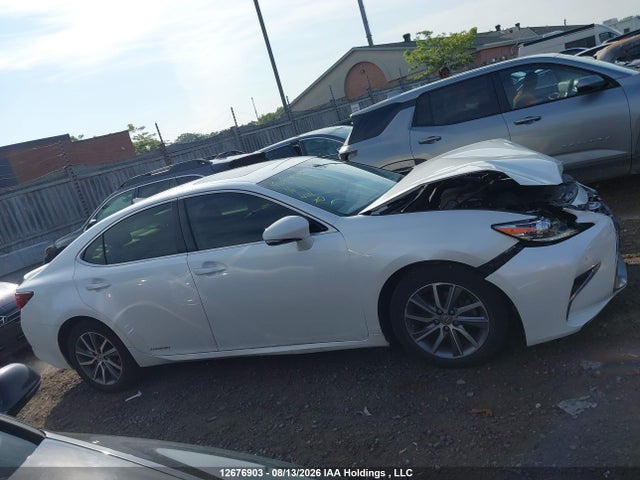 12676903 :رقم المزاد ، JTHBW1GG8G2104037 vin ، 2016 Lexus Es 300h 300h مزاد بيع