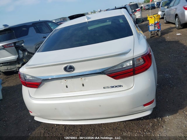 12676903 :رقم المزاد ، JTHBW1GG8G2104037 vin ، 2016 Lexus Es 300h 300h مزاد بيع