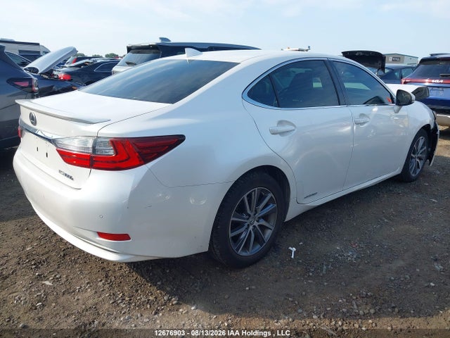 12676903 :رقم المزاد ، JTHBW1GG8G2104037 vin ، 2016 Lexus Es 300h 300h مزاد بيع