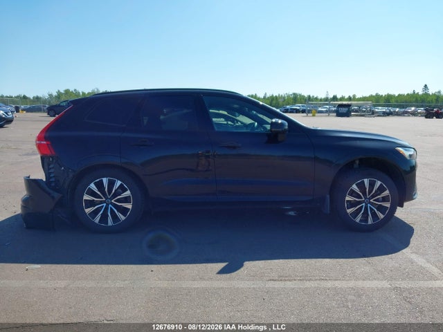 Продажа на аукционе авто 2024 Volvo Xc60 B5 Plus Dark Theme, vin: LYVL12RL9RB840698, номер лота: 12676910
