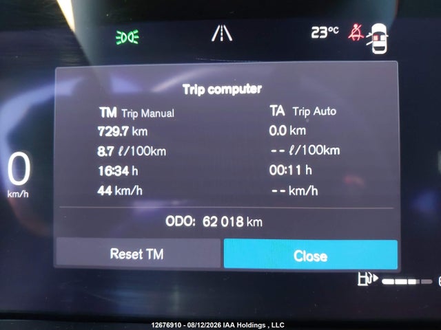 Продажа на аукционе авто 2024 Volvo Xc60 B5 Plus Dark Theme, vin: LYVL12RL9RB840698, номер лота: 12676910