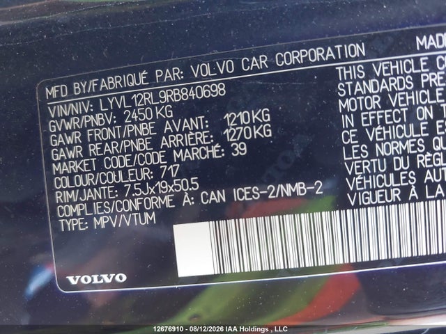 Продажа на аукционе авто 2024 Volvo Xc60 B5 Plus Dark Theme, vin: LYVL12RL9RB840698, номер лота: 12676910