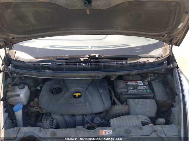 KNAHT8A3XE7012993 KIA Rondo